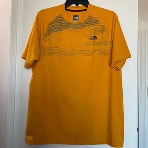 The North Face men’s tee